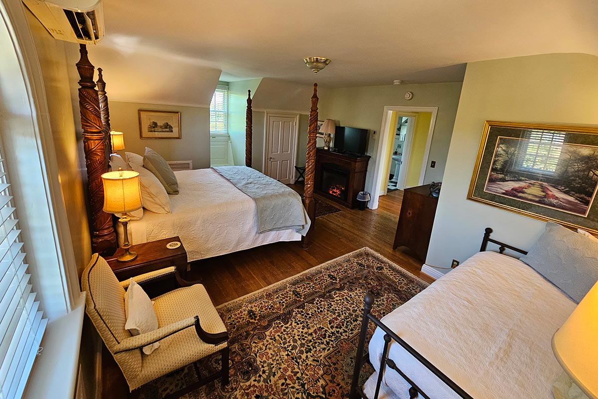 Hornsby Suite